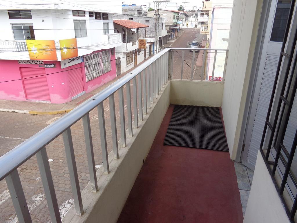 Hostal Miconia Puerto Ayora  Habitación foto